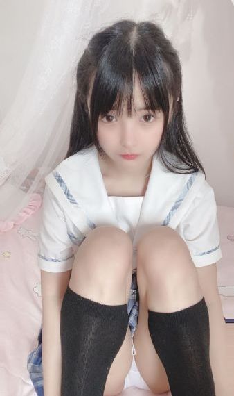 她是神话